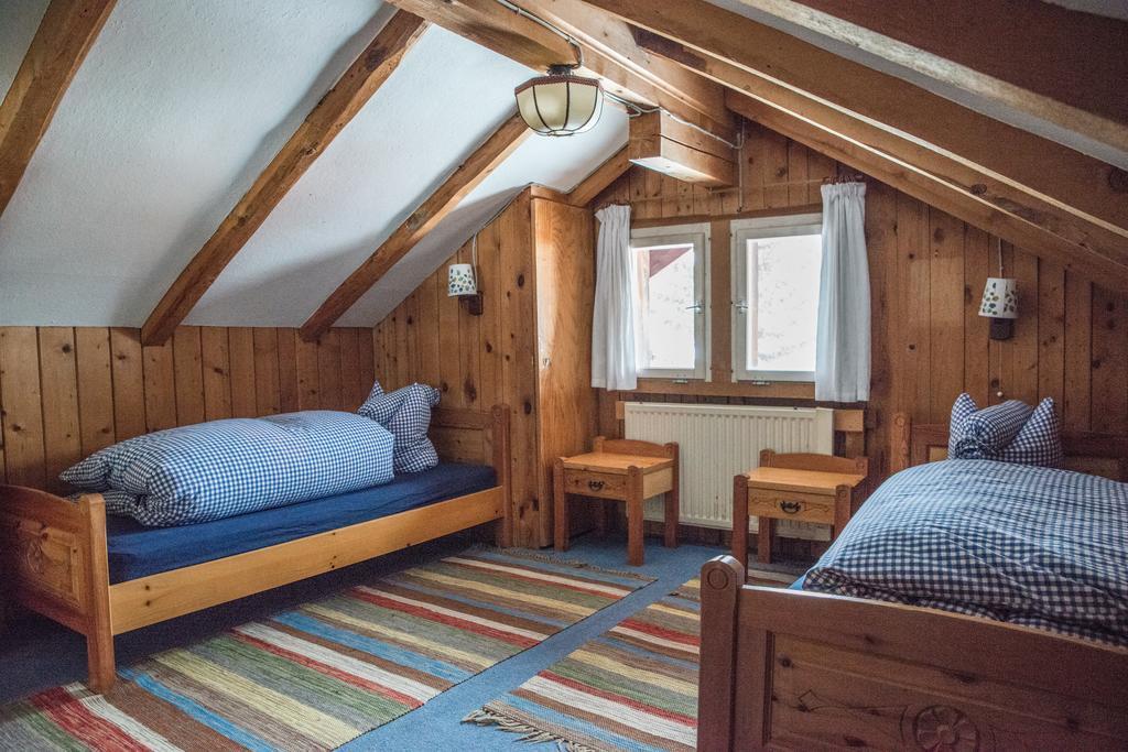 Almhuette & Skihuette Kohlerhaus Stuben am Arlberg Kamer foto