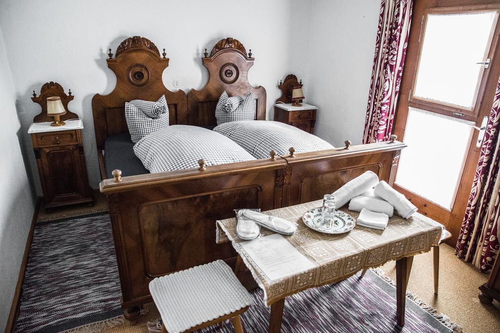 Almhuette & Skihuette Kohlerhaus Stuben am Arlberg Kamer foto